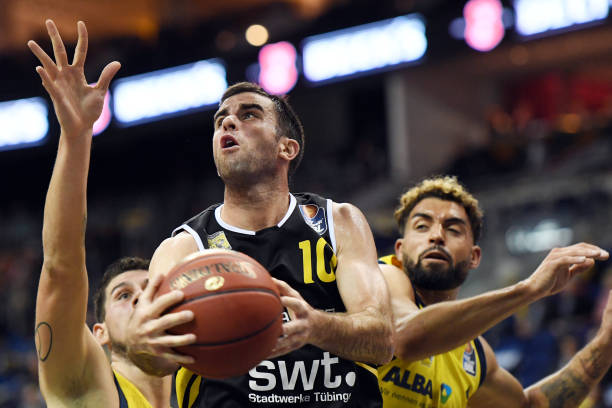 保持球队高 保持球队高