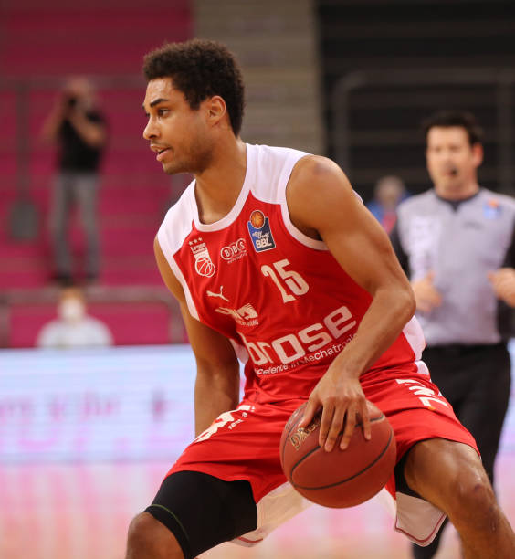 这桩转会很 这桩转会很