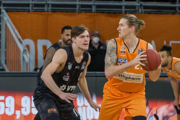 镇尚未拿下 镇尚未拿下